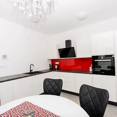 Julia Apartament